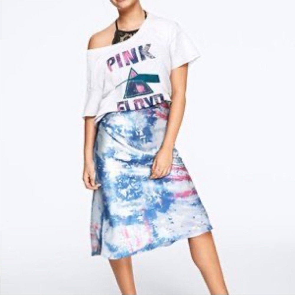 knit riot by Victoria’s Secret skirt